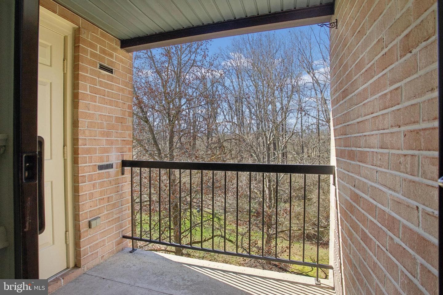 633 Washington Place #33 photo 12