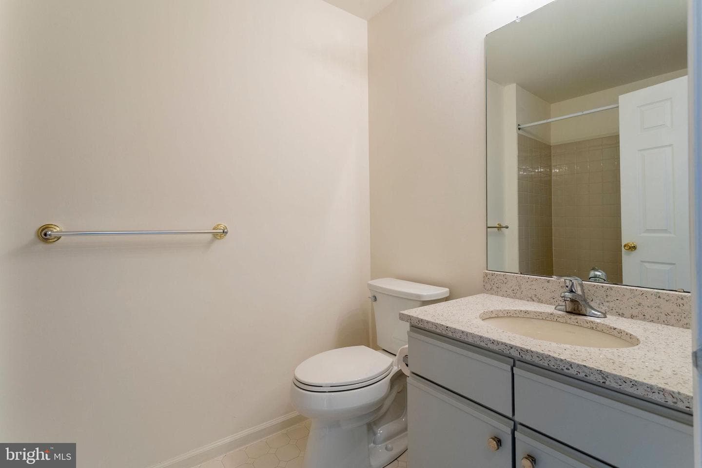 633 Washington Place #33 photo 13