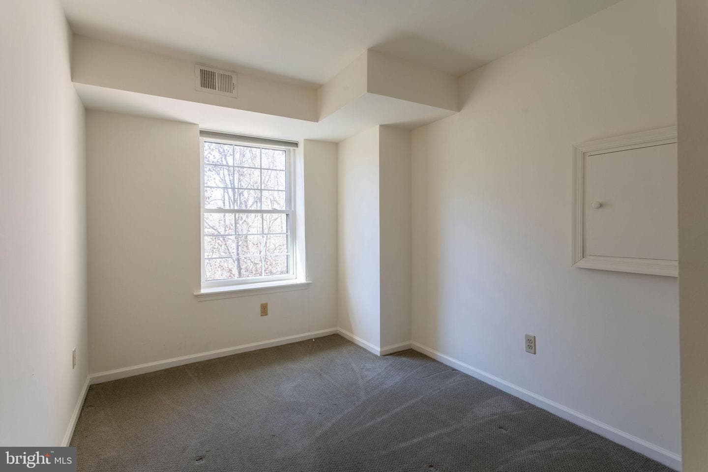 633 Washington Place #33 photo 15