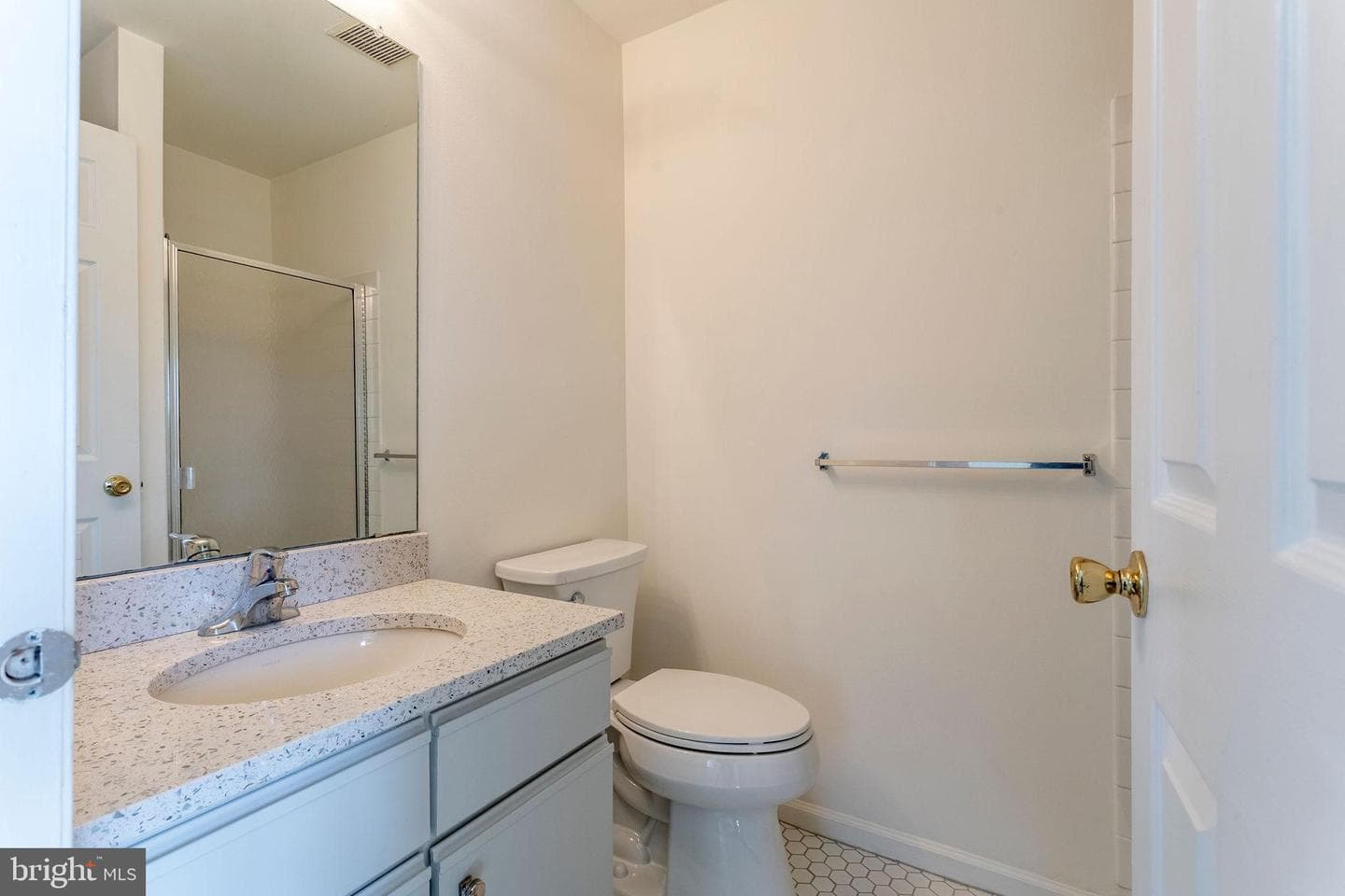 633 Washington Place #33 photo 20