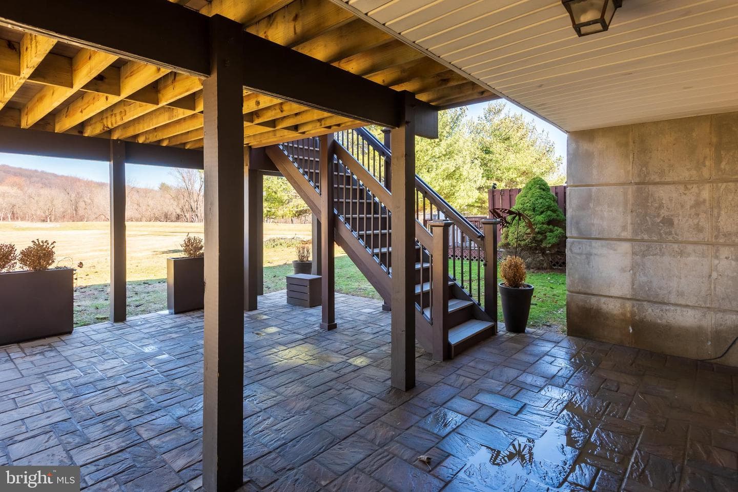 358 Carlyn Court photo 31