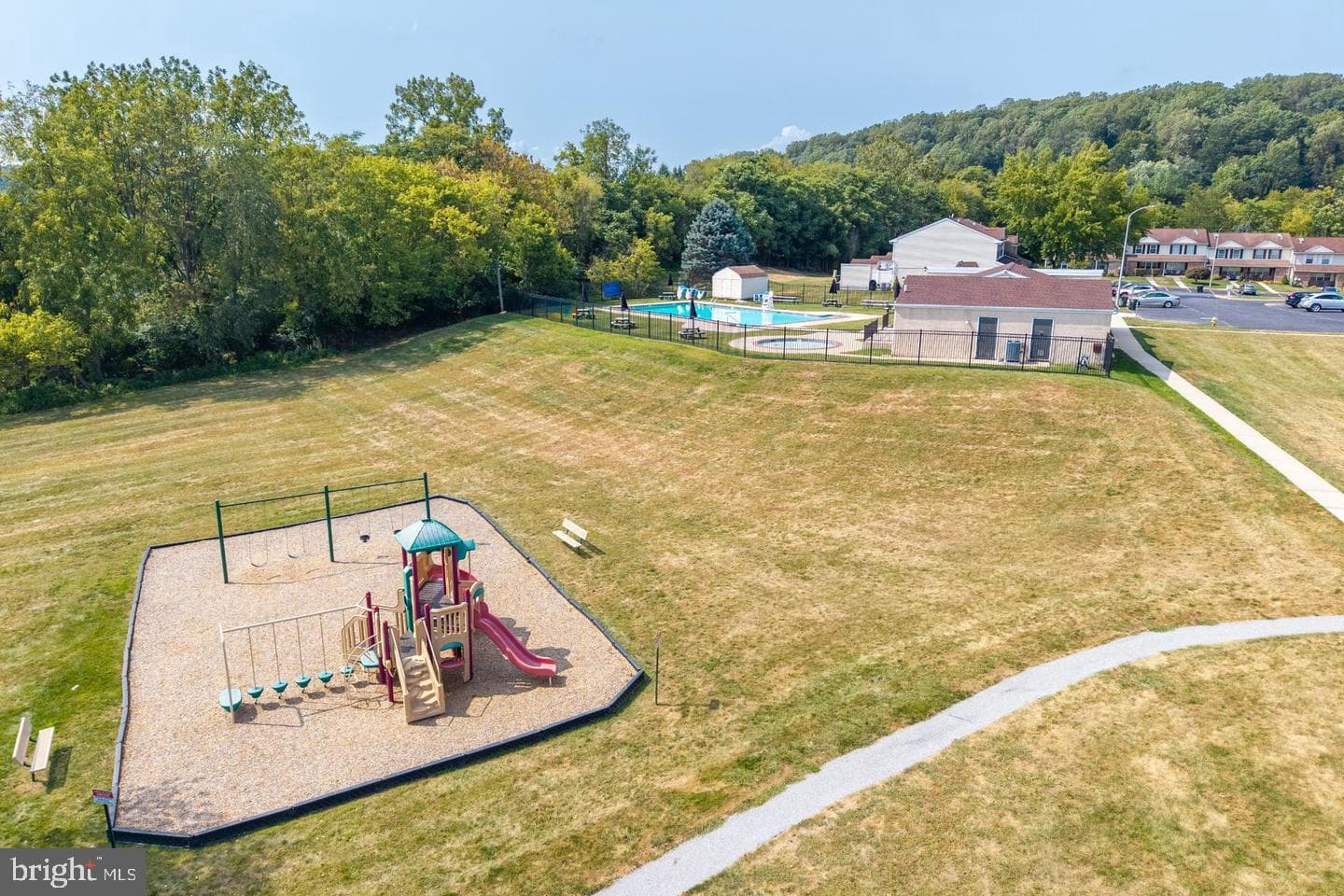 358 Carlyn Court photo 37