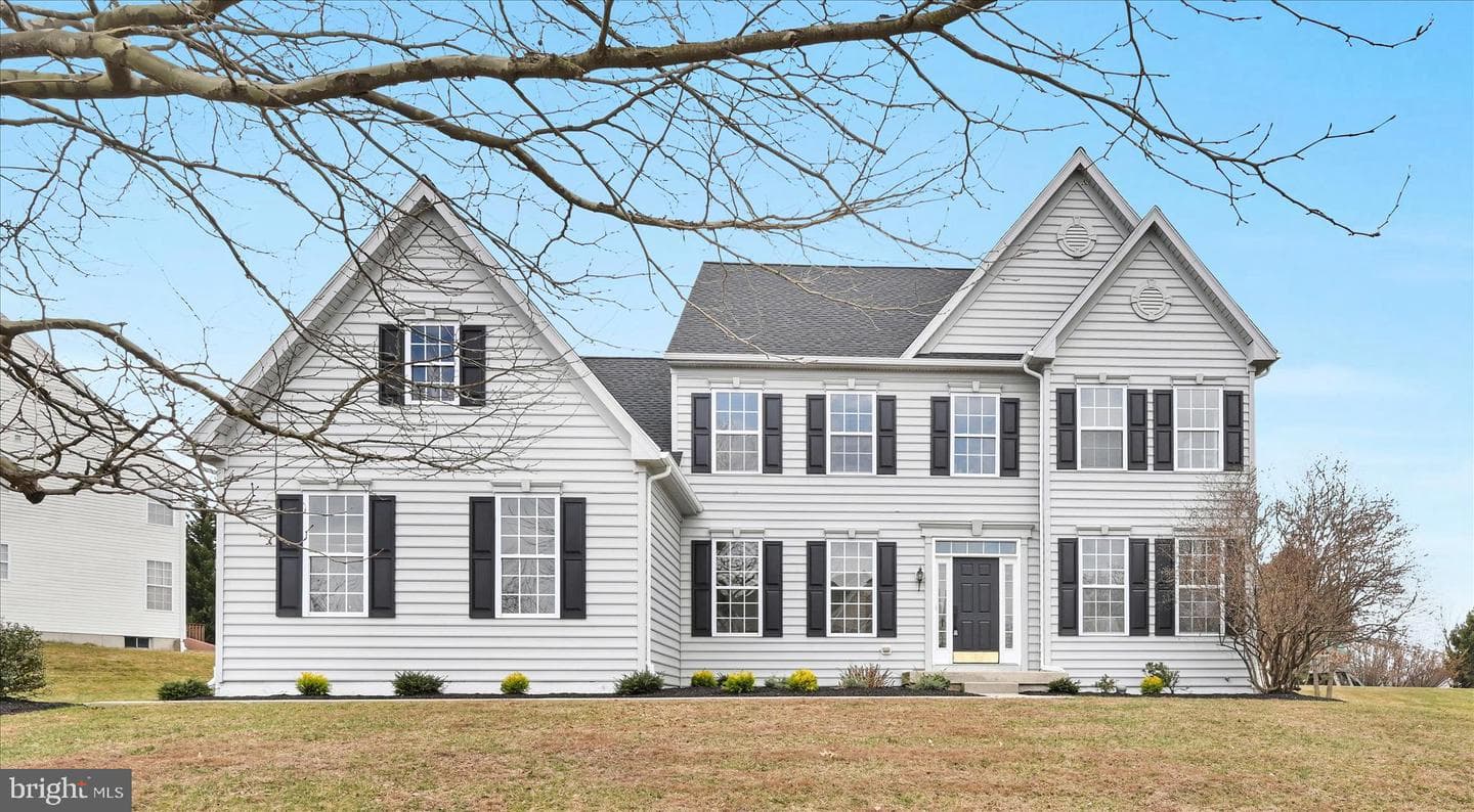 130 Bridle Path Lane photo 2