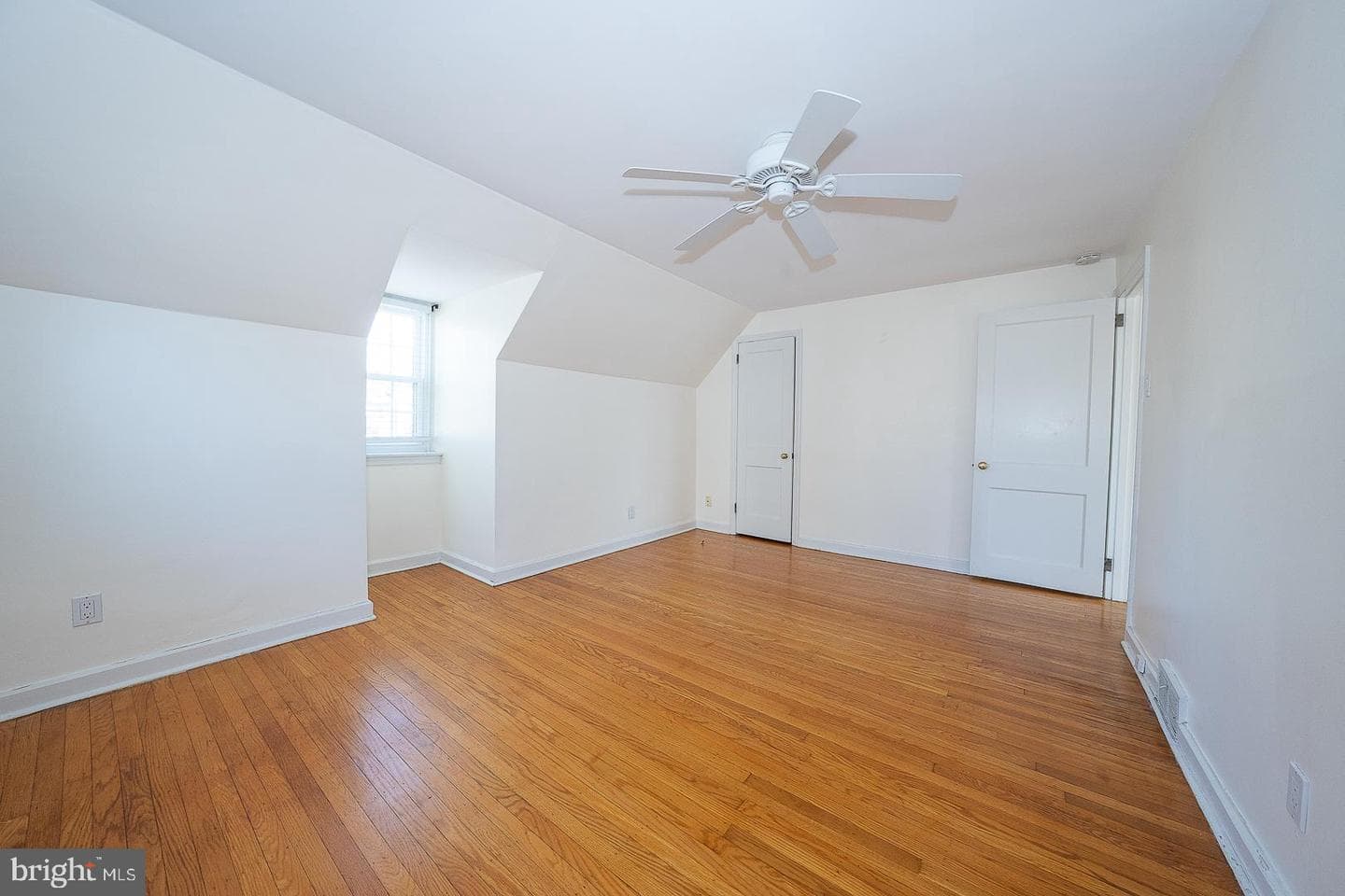 128 Homestead Road photo 16