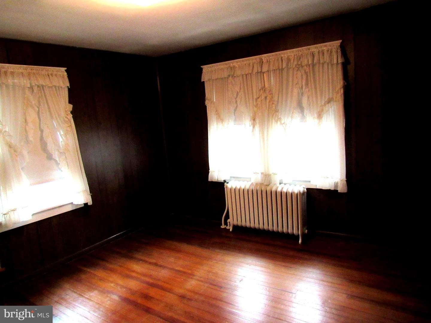136 4th Avenue photo 16