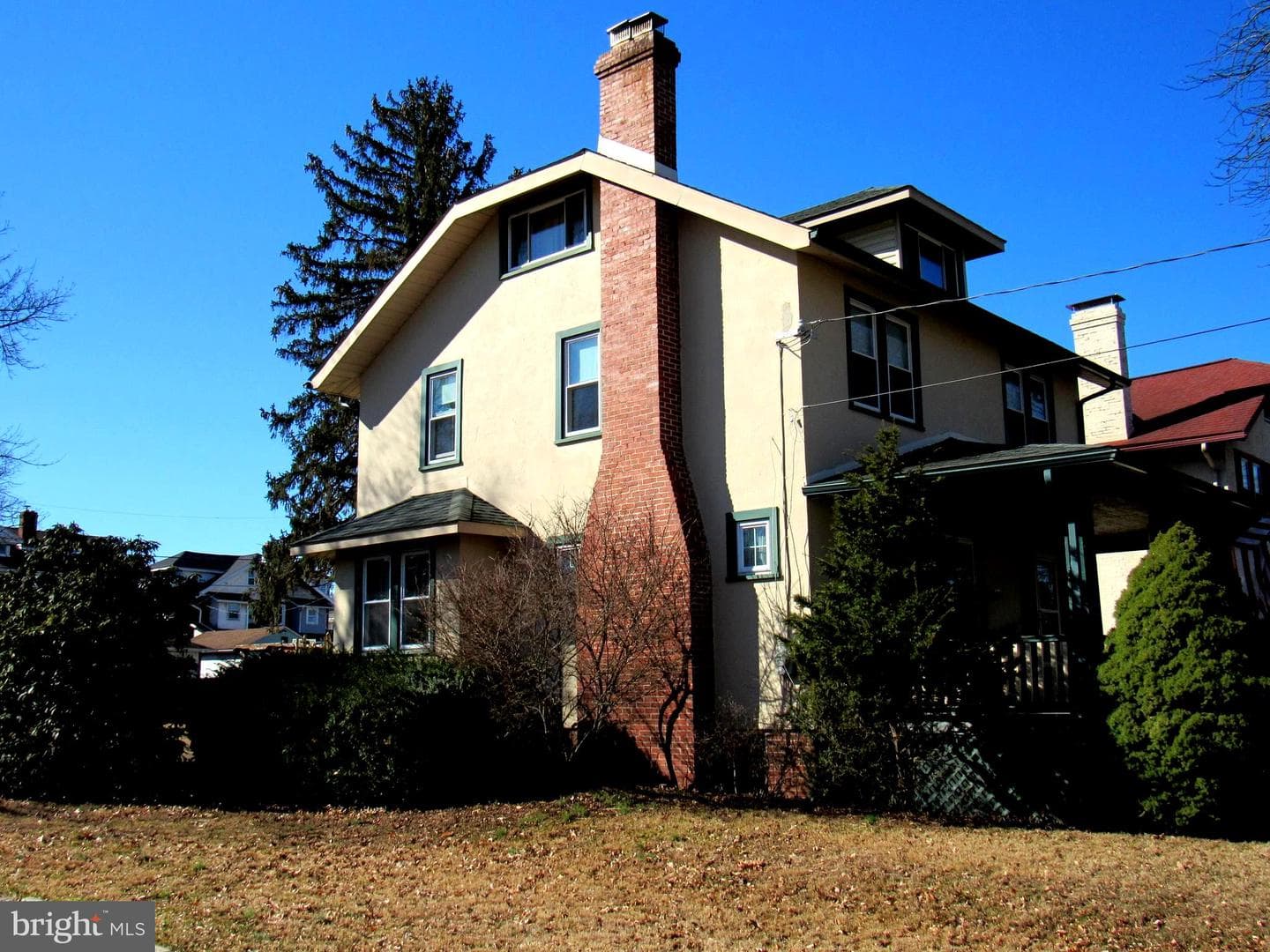 136 4th Avenue photo 3