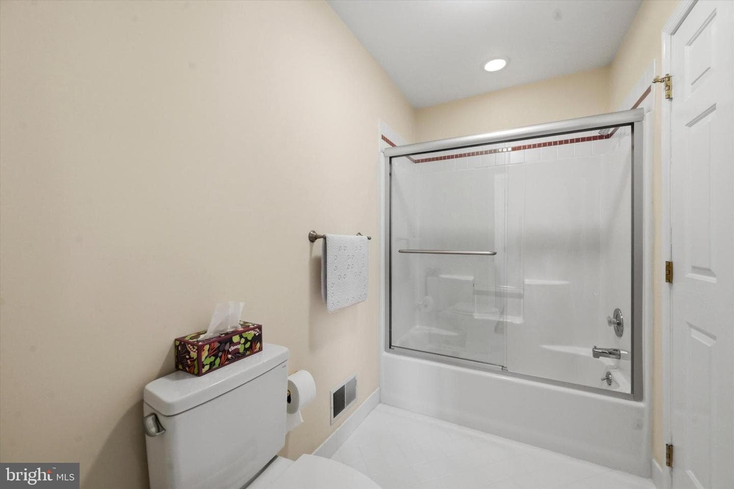 212 Cambridge Chase #13 photo 16