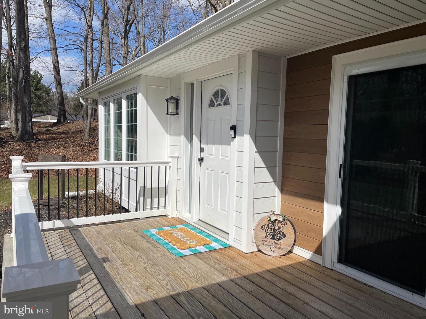 1185 Woodward Drive photo 4