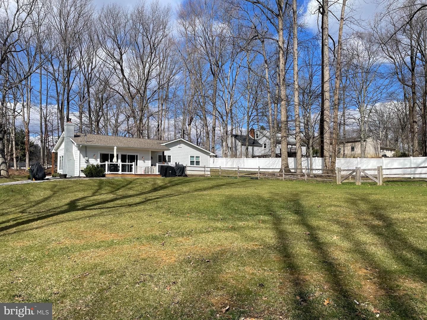 1185 Woodward Drive photo 48