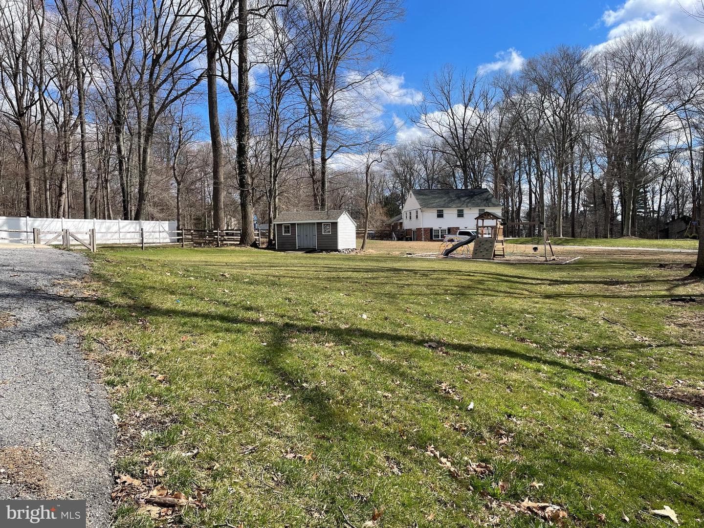 1185 Woodward Drive photo 49