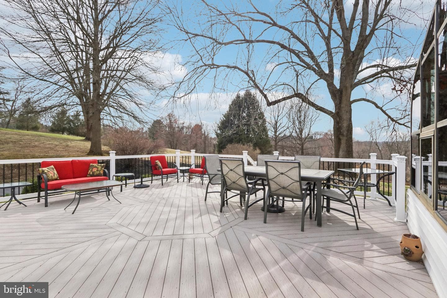 714 Isaac Taylor Drive photo 32