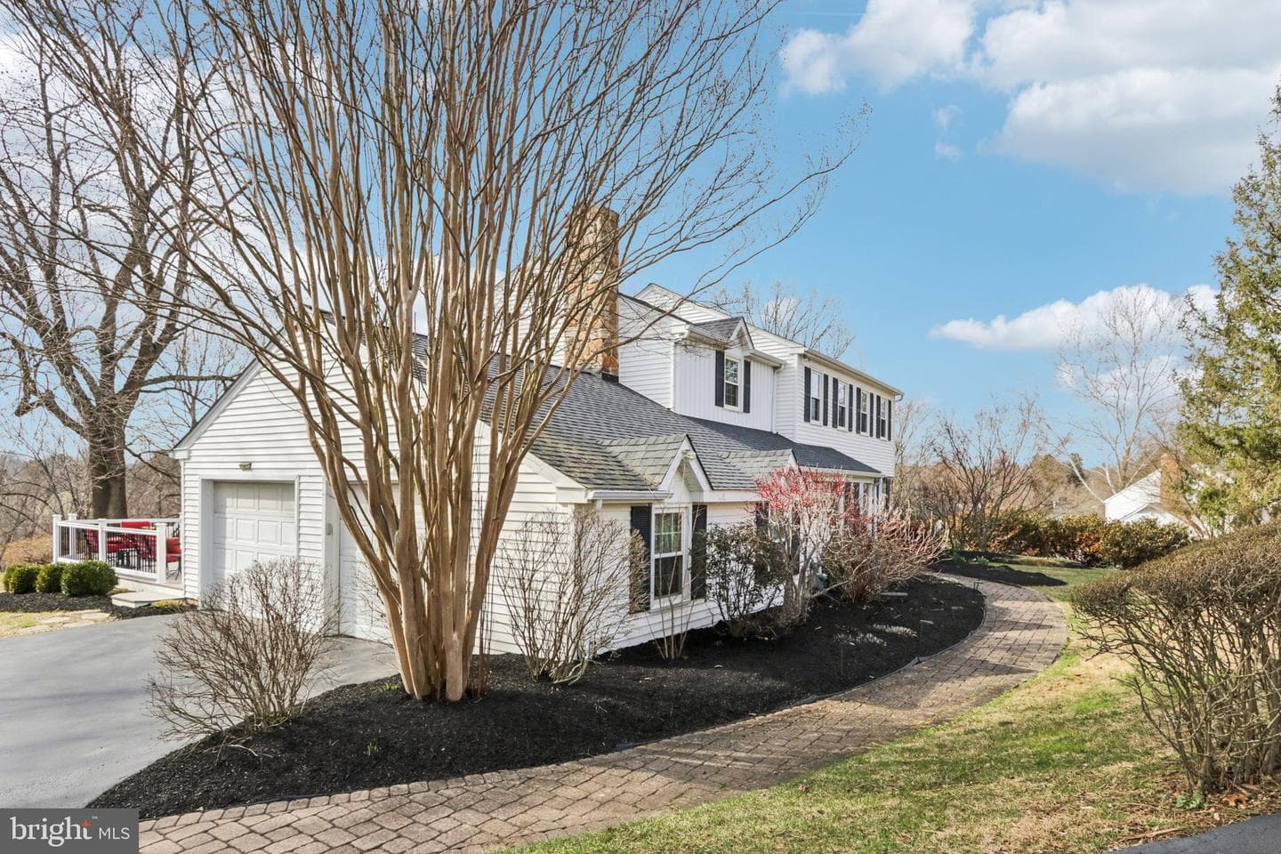 714 Isaac Taylor Drive photo 4