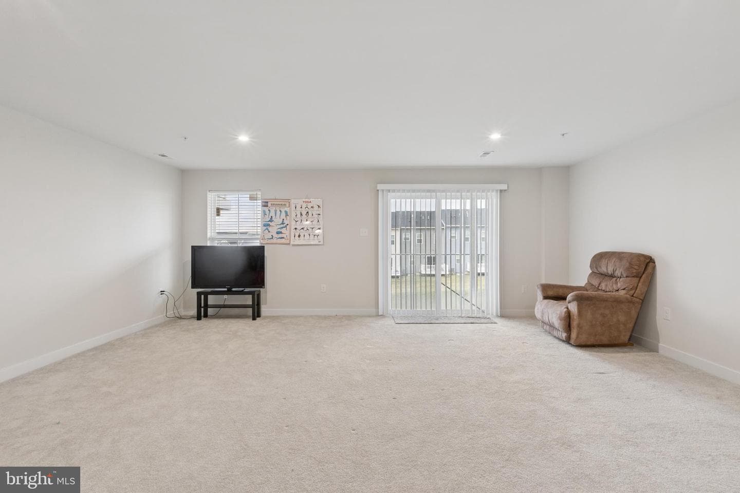 120 Arden Way photo 30