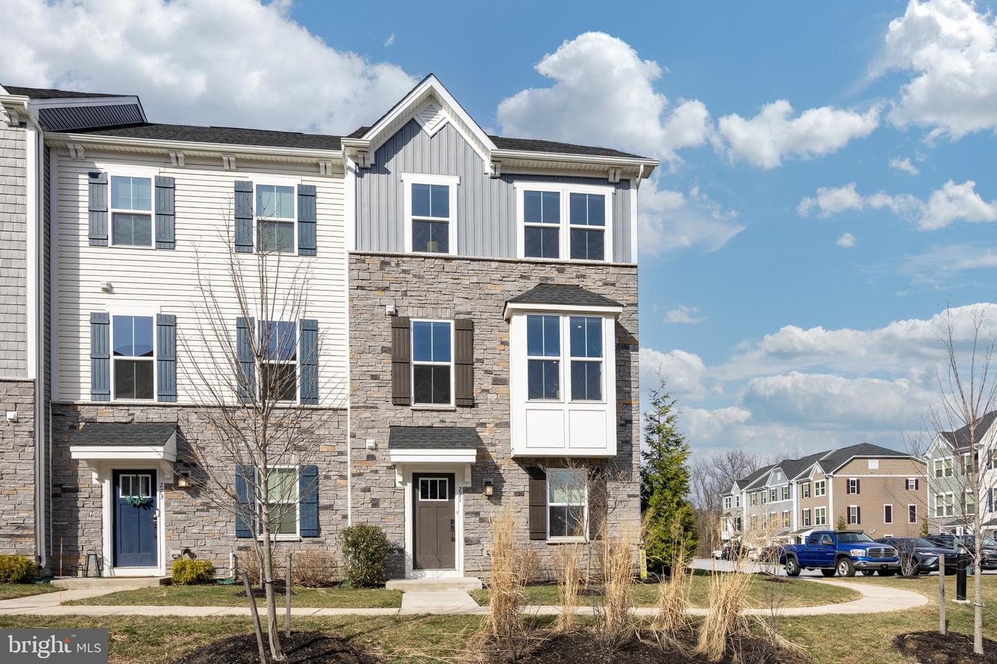 271 Sugar Maple Square