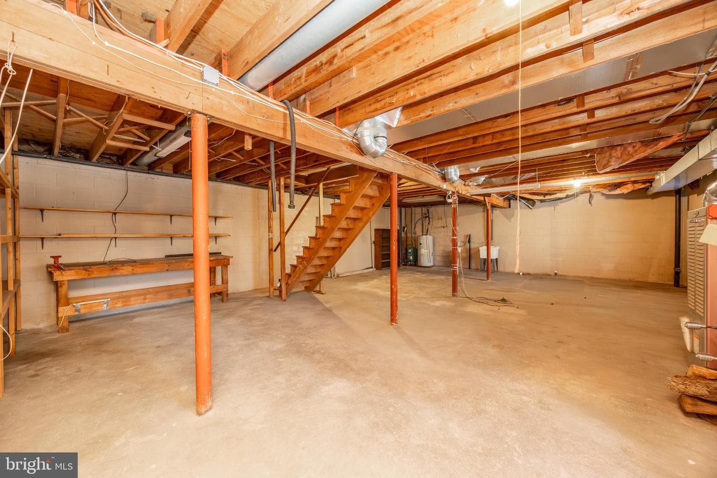 906 Heather Lane photo 22