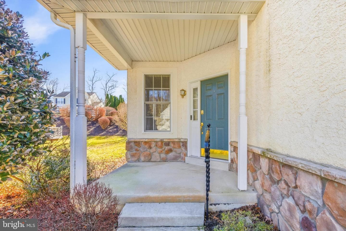 902 Chiswell Drive photo 3