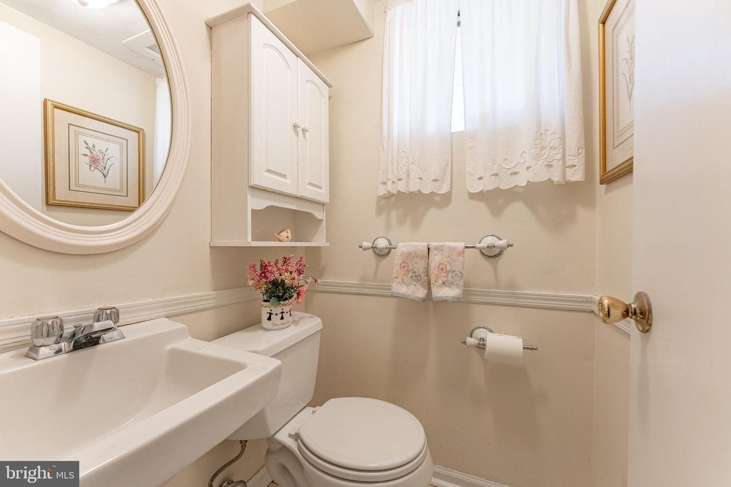 700 Bicking Drive photo 39