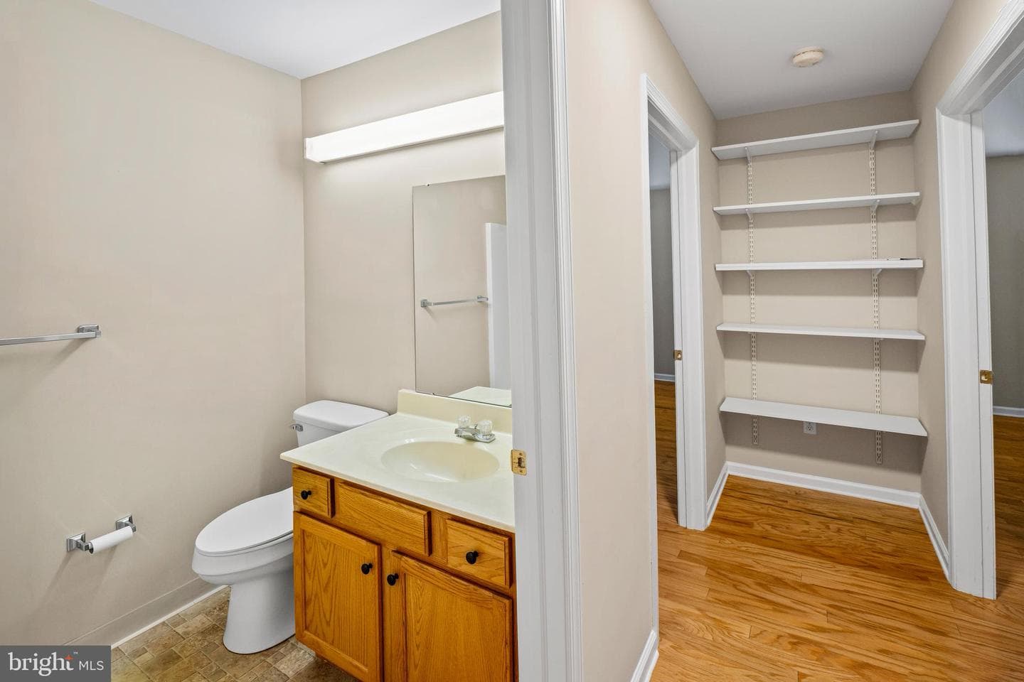 135 Village Way #5b photo 23