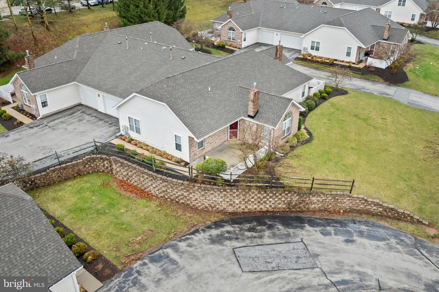 135 Village Way #5b photo 4