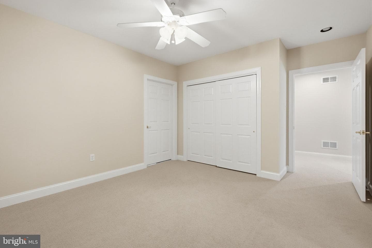 320 Tarbert Drive photo 51