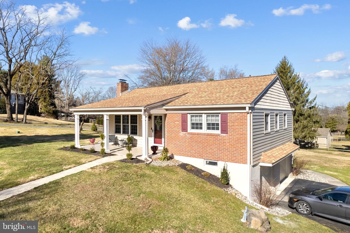 209 Cheyney Drive photo 2