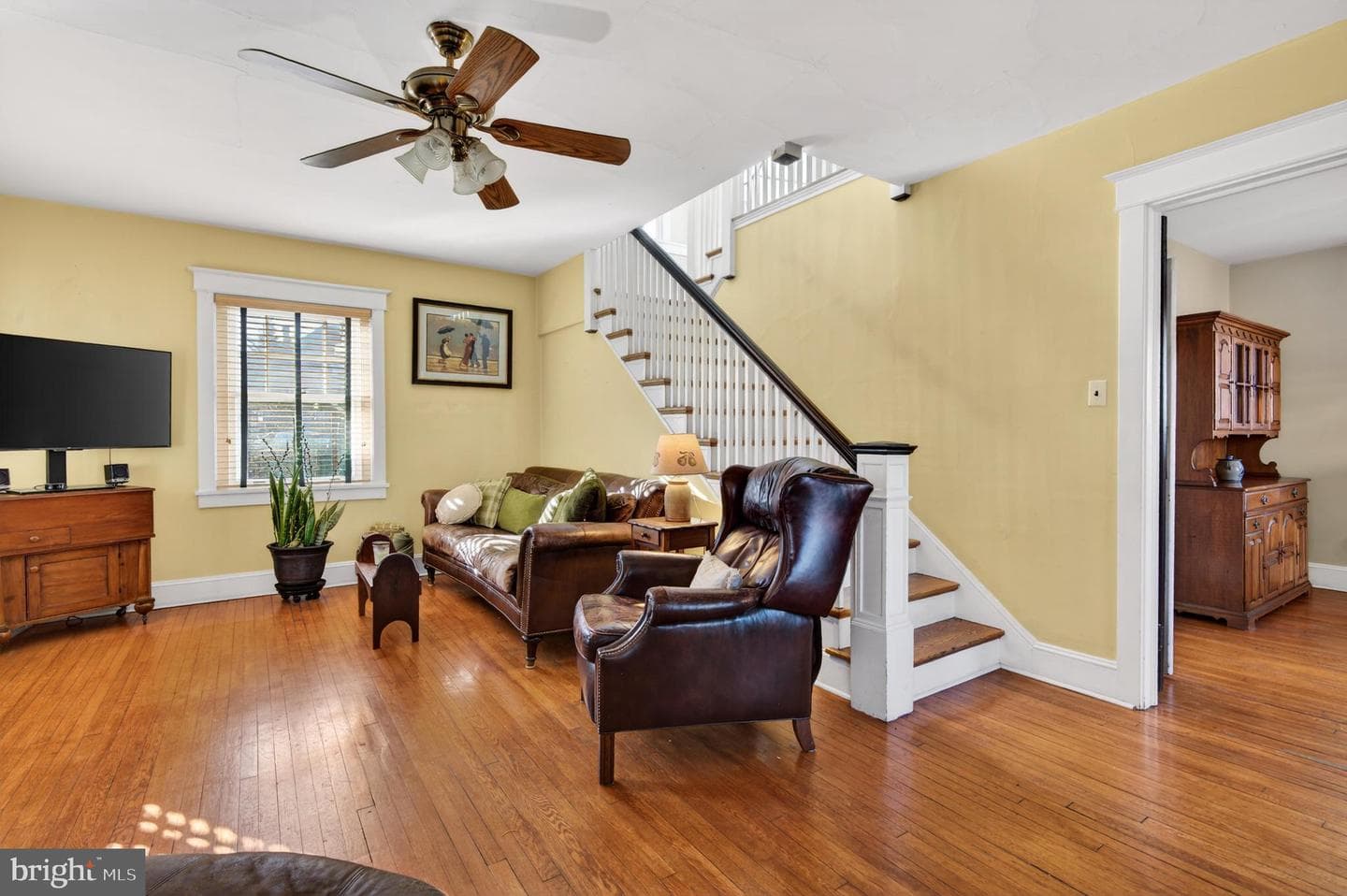 416 W Barnard Street photo 10