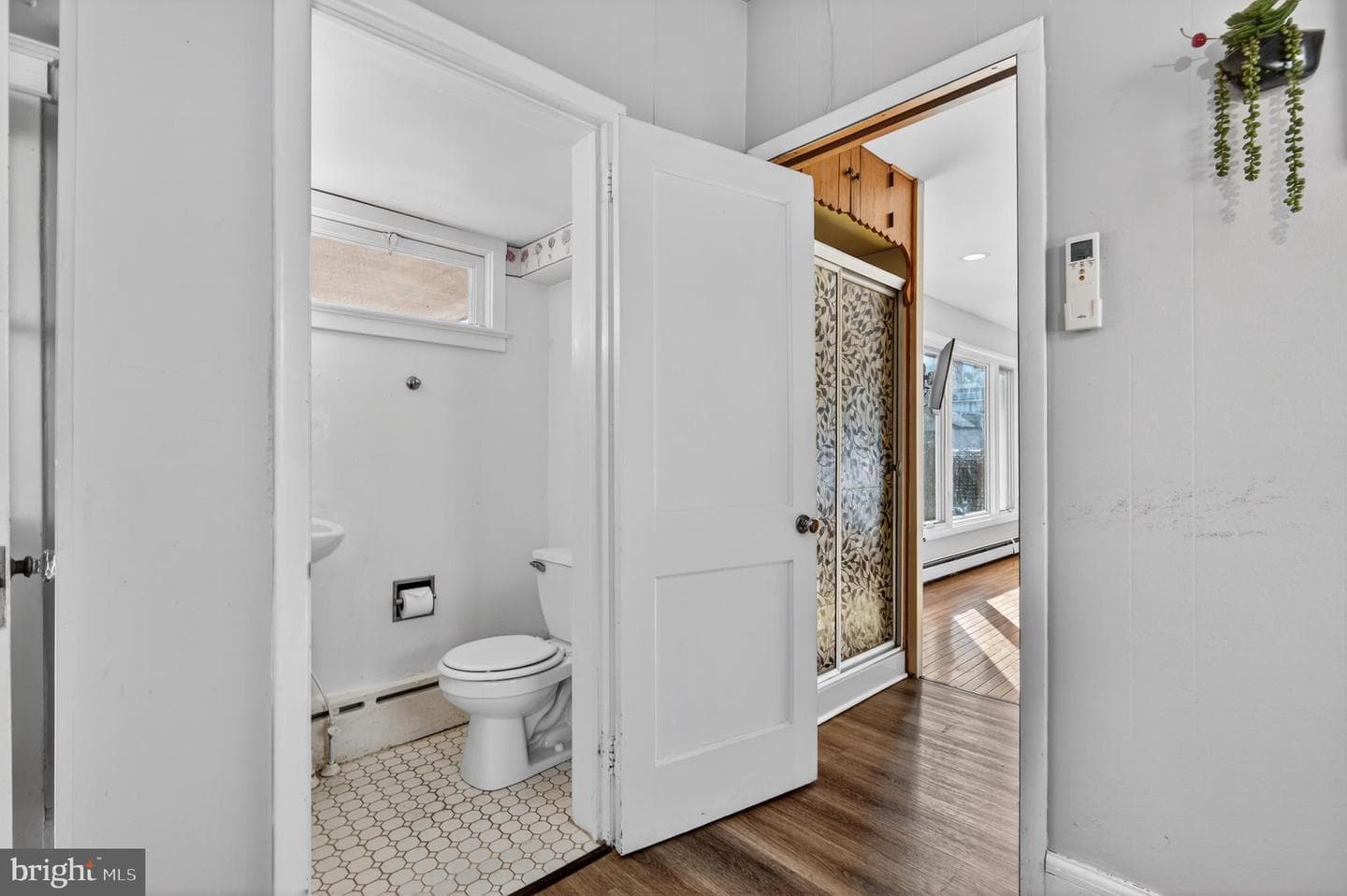 416 W Barnard Street photo 19