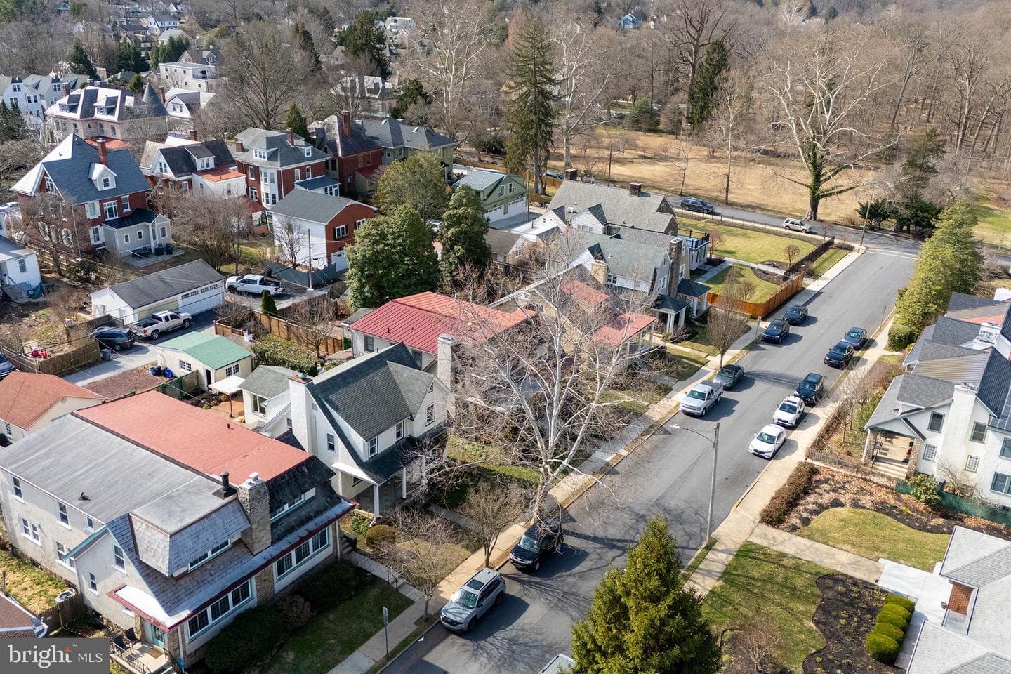 416 W Barnard Street photo 2