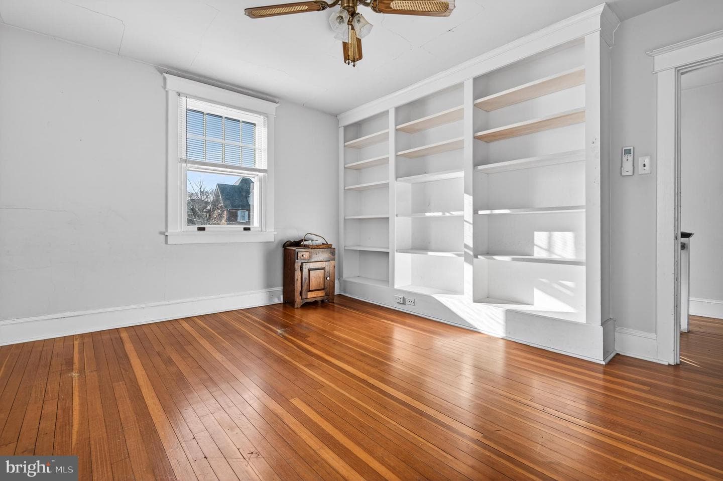 416 W Barnard Street photo 27