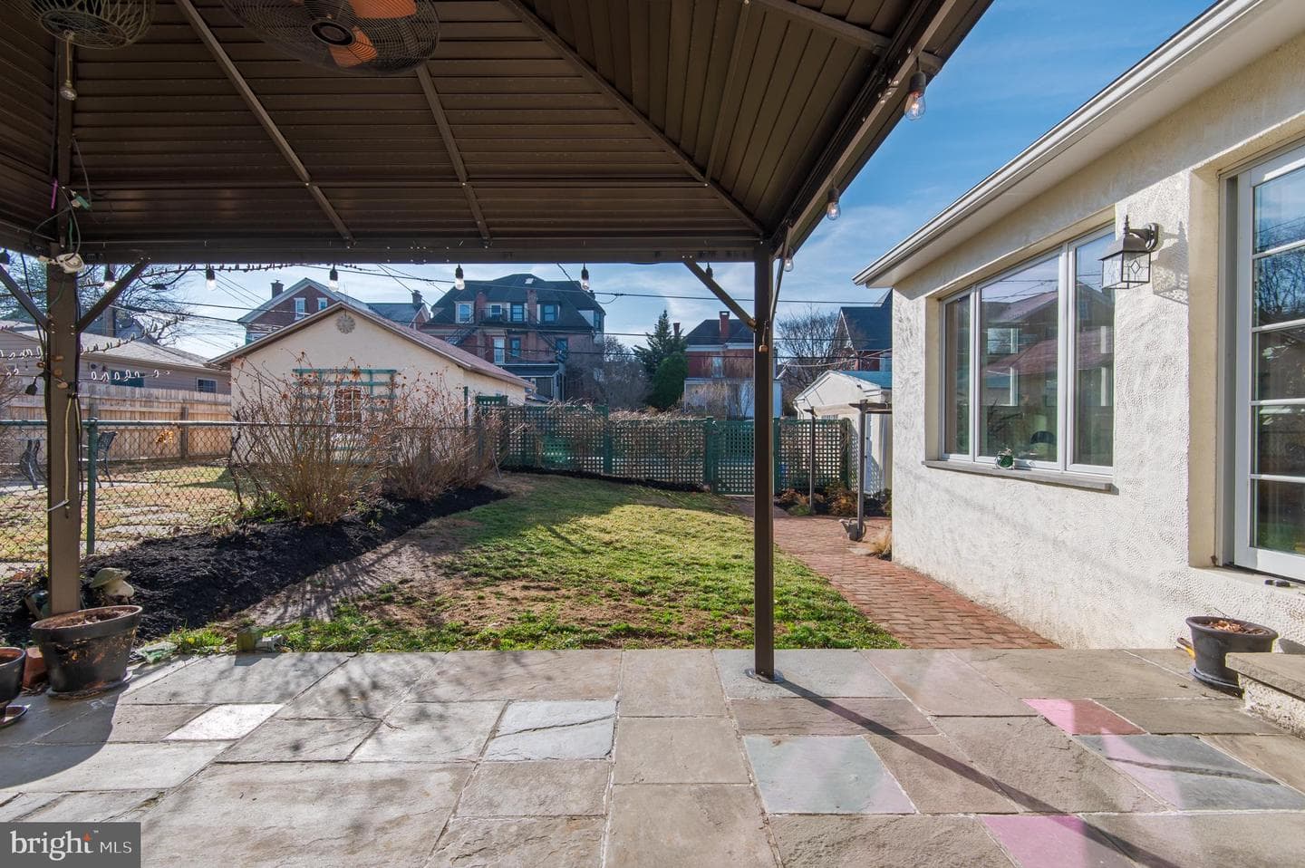 416 W Barnard Street photo 5