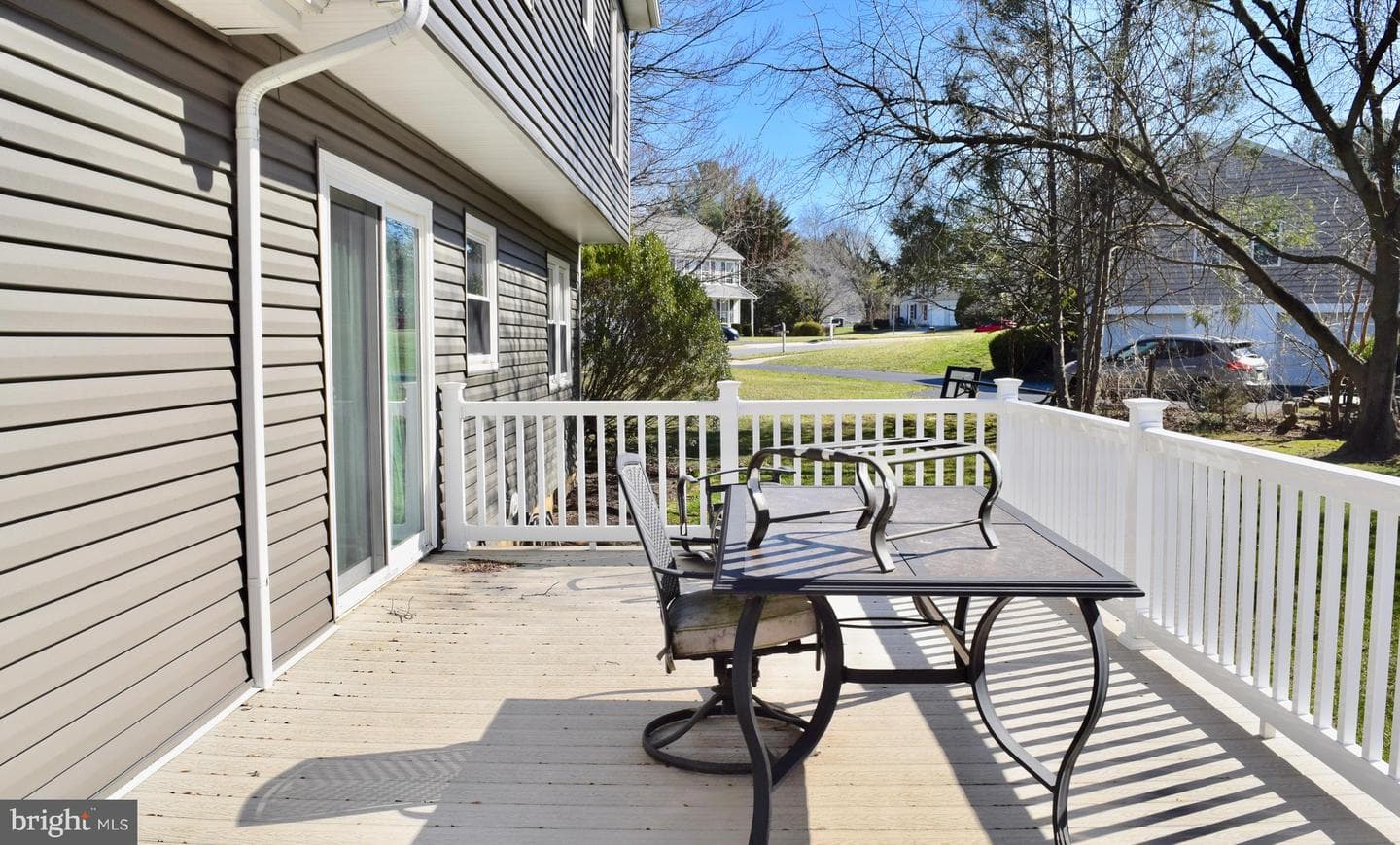 393 Clover Court photo 6