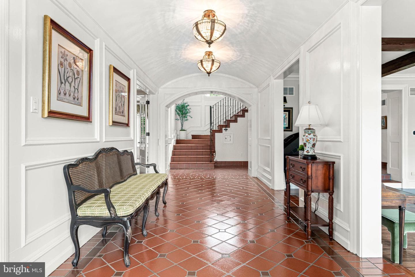 1075 S Leopard Road photo 16