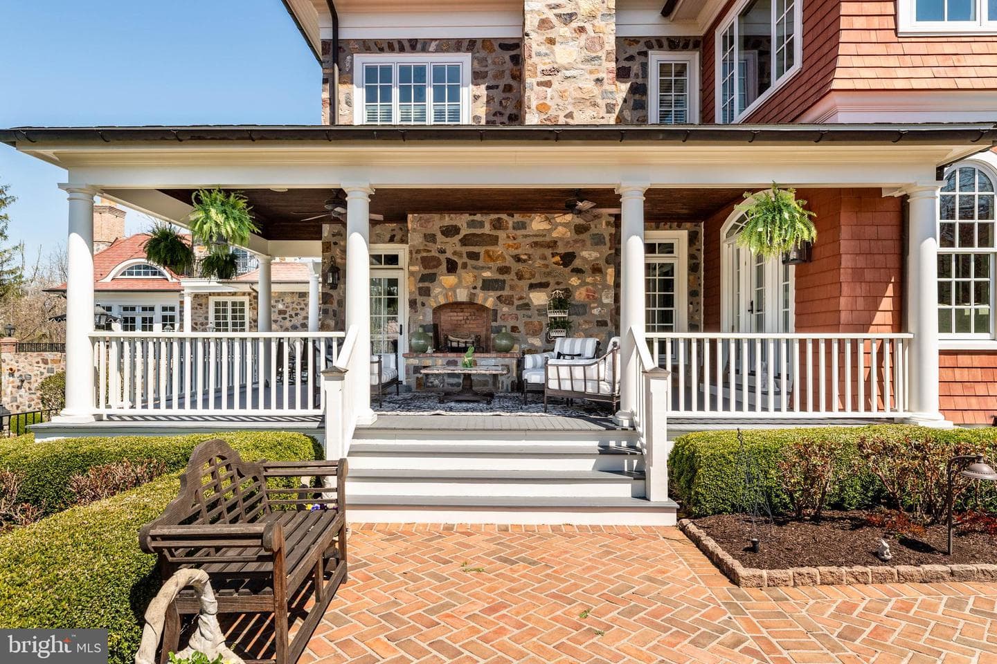 1075 S Leopard Road photo 27