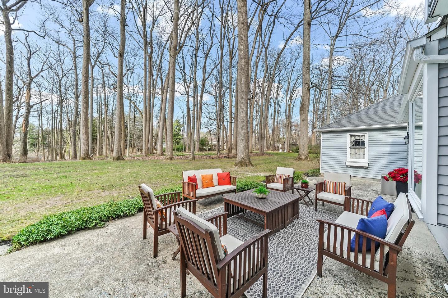 38 Fawn Lane photo 2