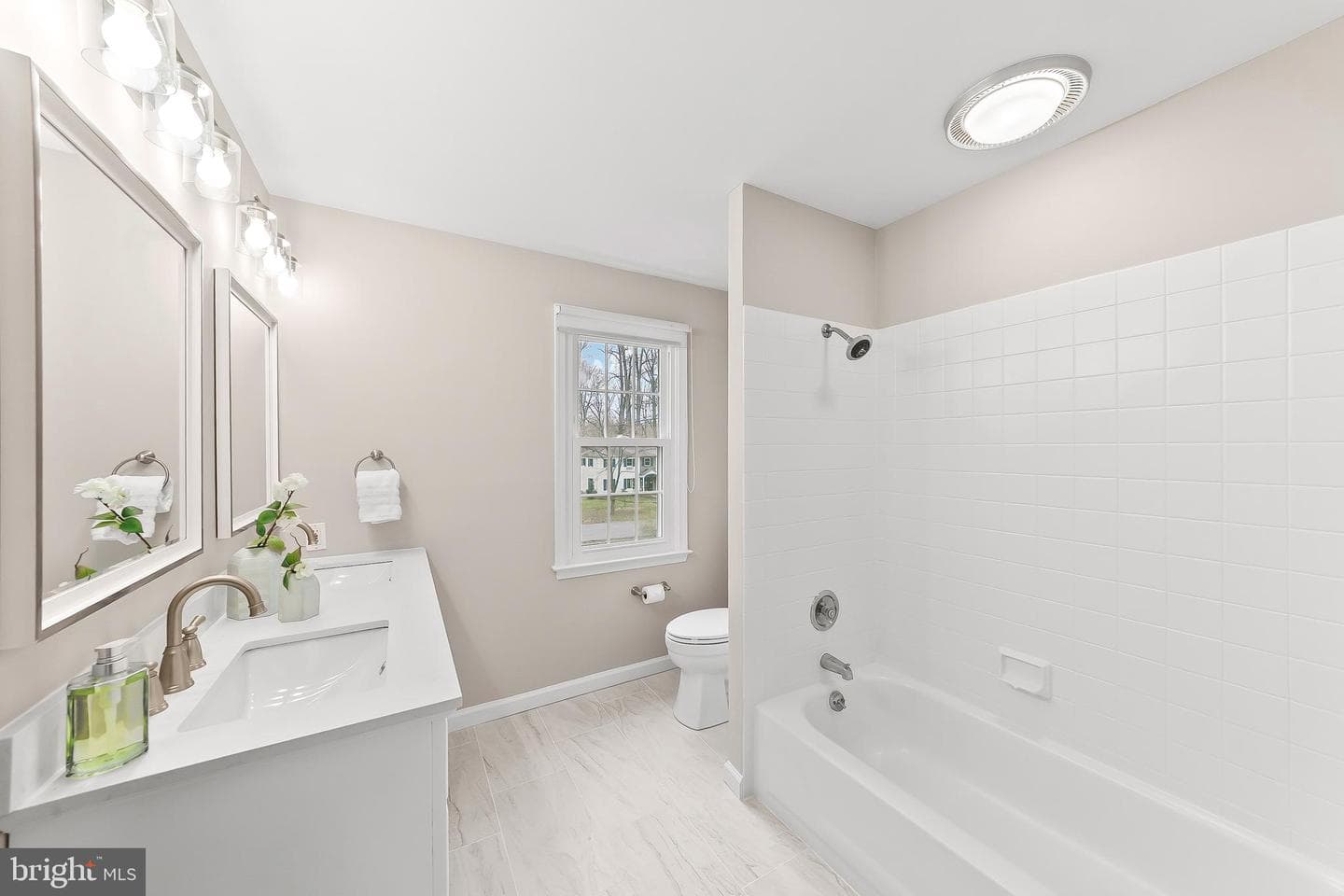 38 Fawn Lane photo 26