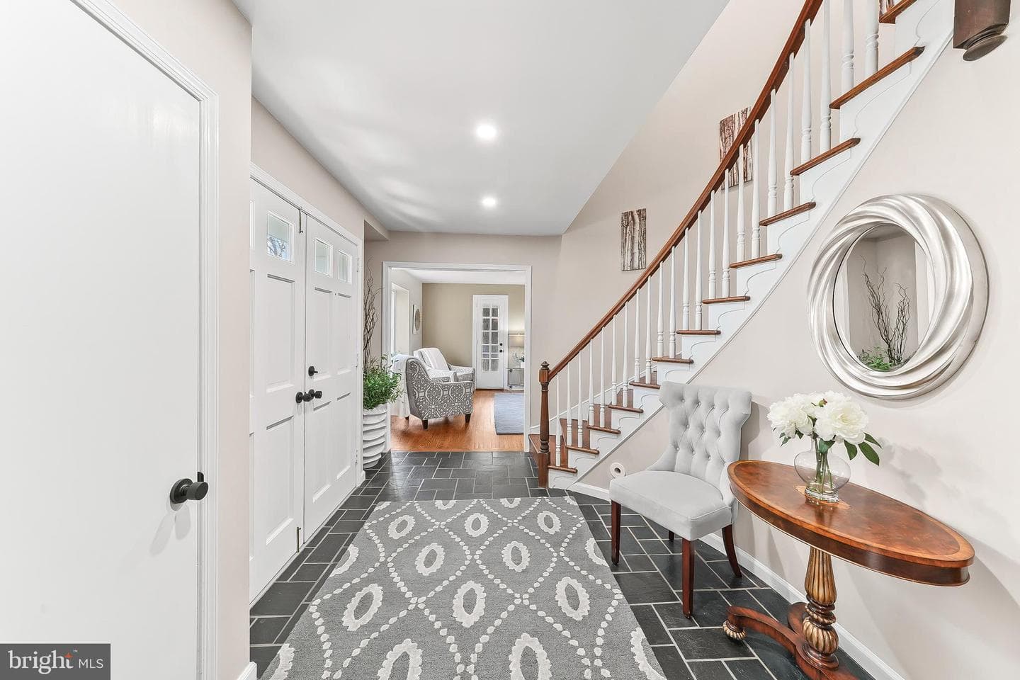 38 Fawn Lane photo 4