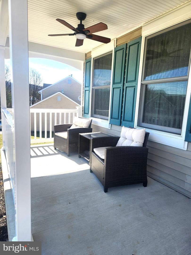213 Thornridge Drive photo 30