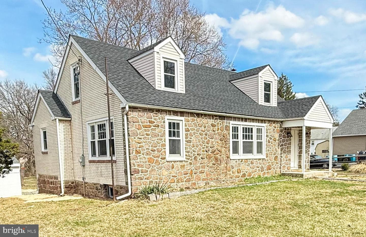 211 Pearl Street photo 2