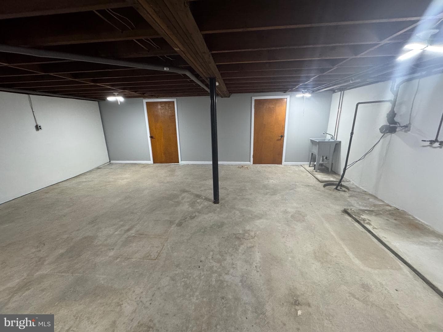1218 S Hanover Street photo 29