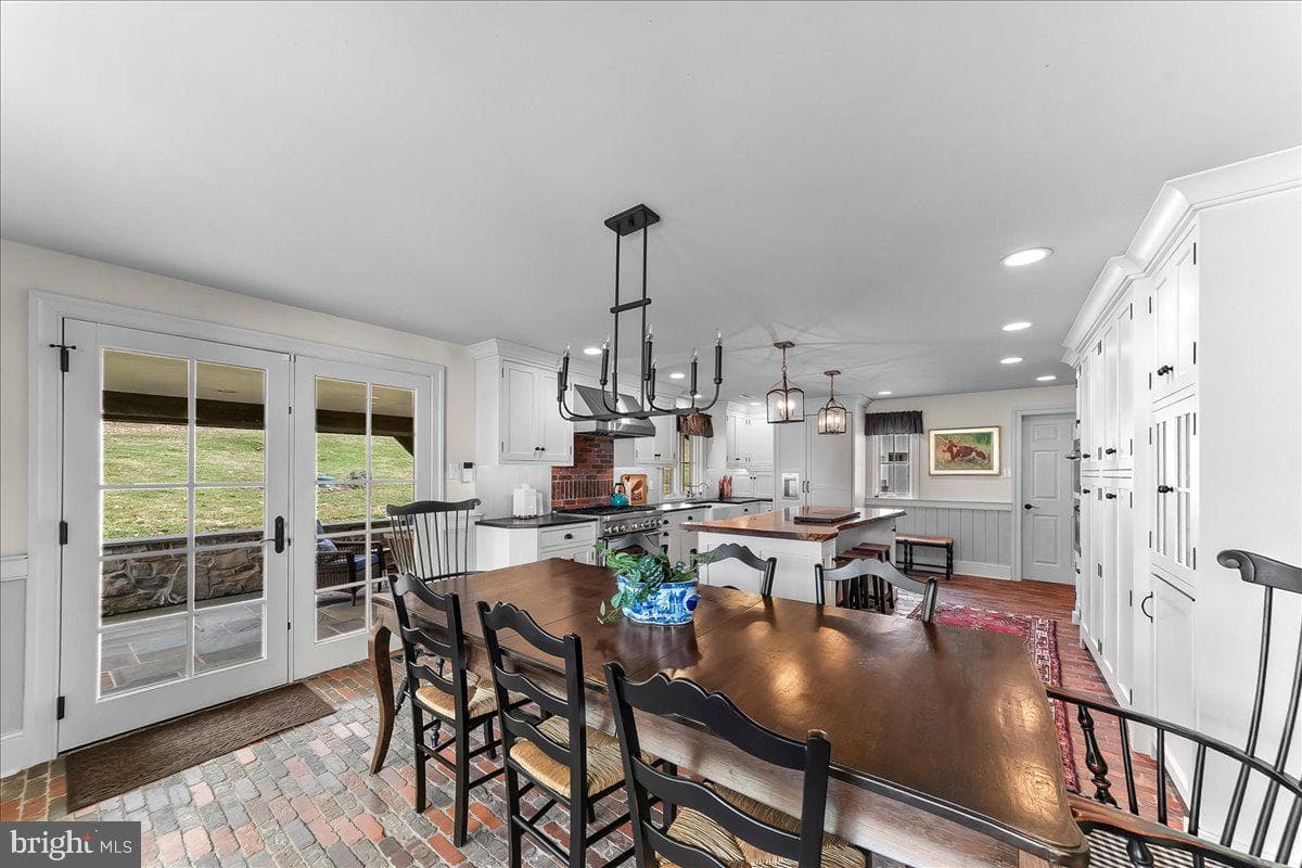 2563 Veronica Drive photo 29