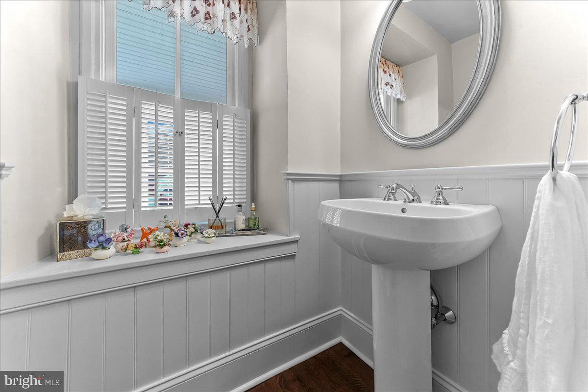 2563 Veronica Drive photo 34