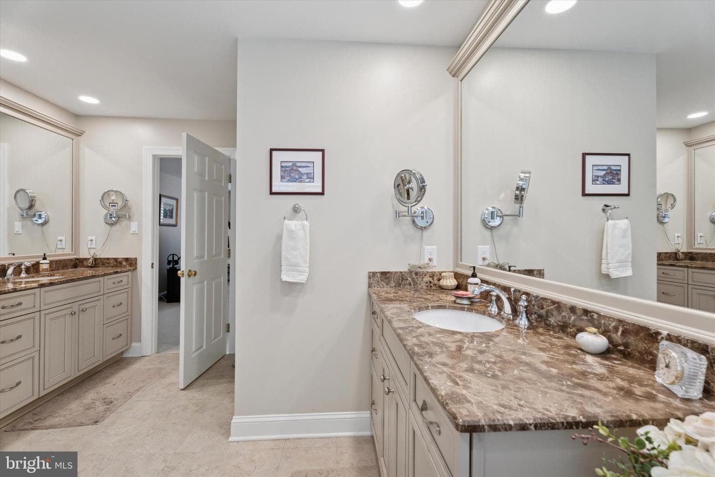 20 Dorchester Way photo 20