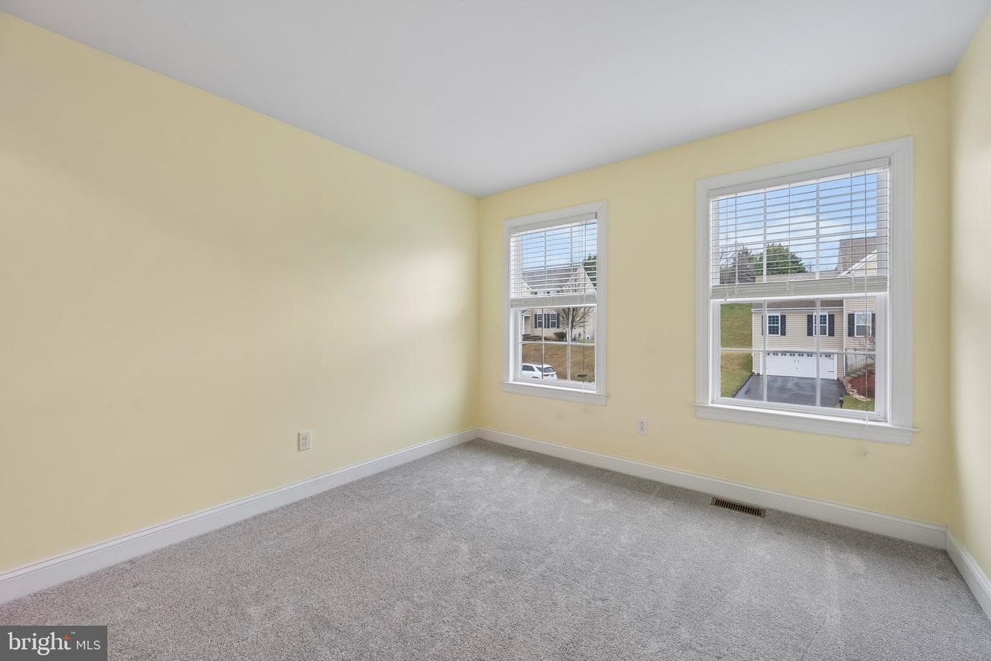 249 Coleridge Lane photo 28