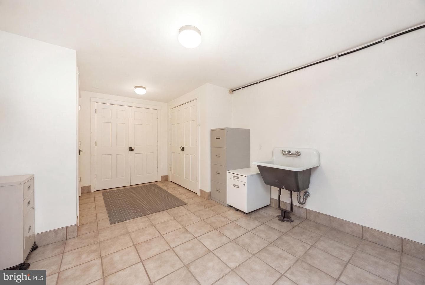 580 Reeds Road photo 13