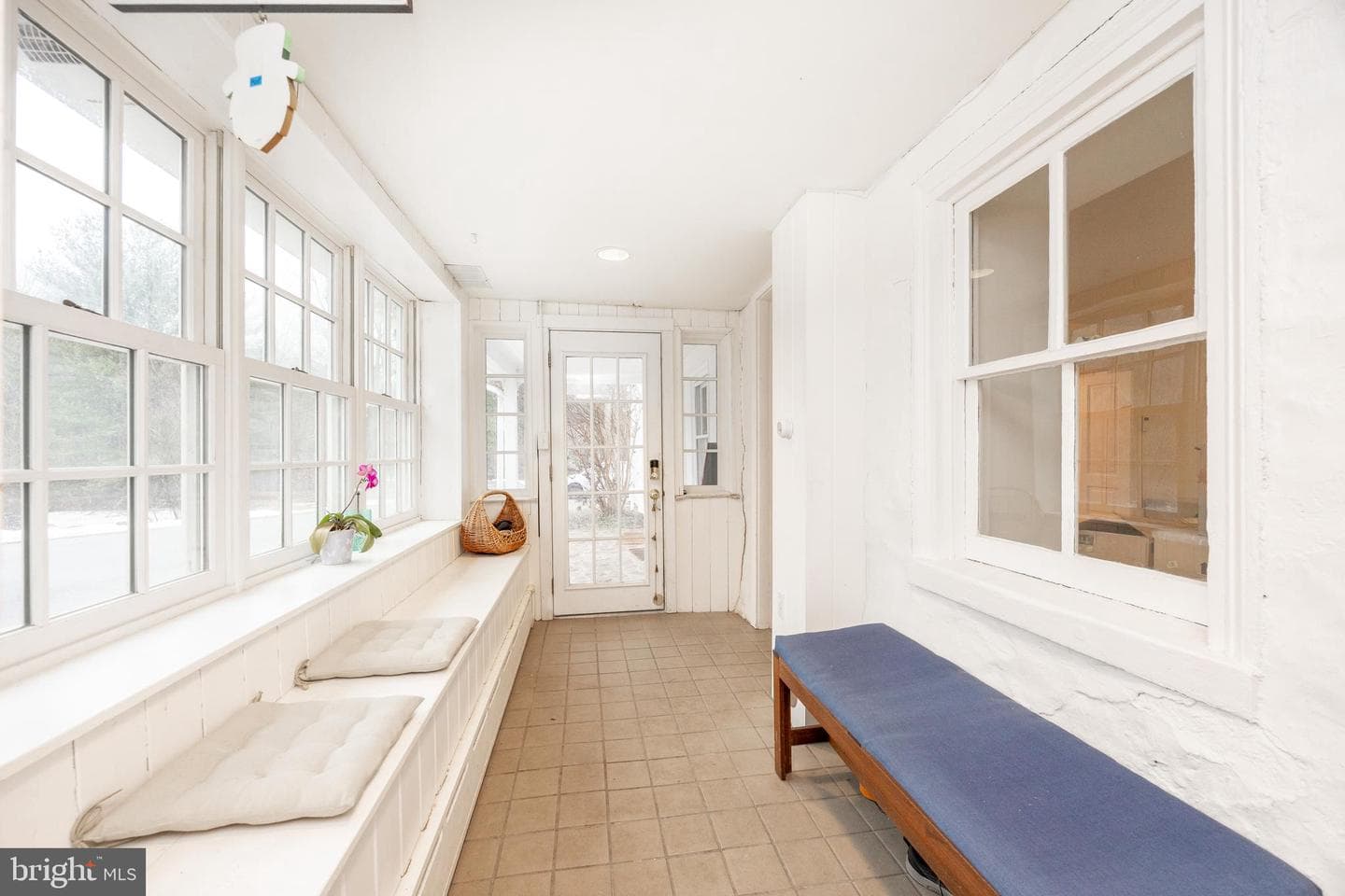 580 Reeds Road photo 14