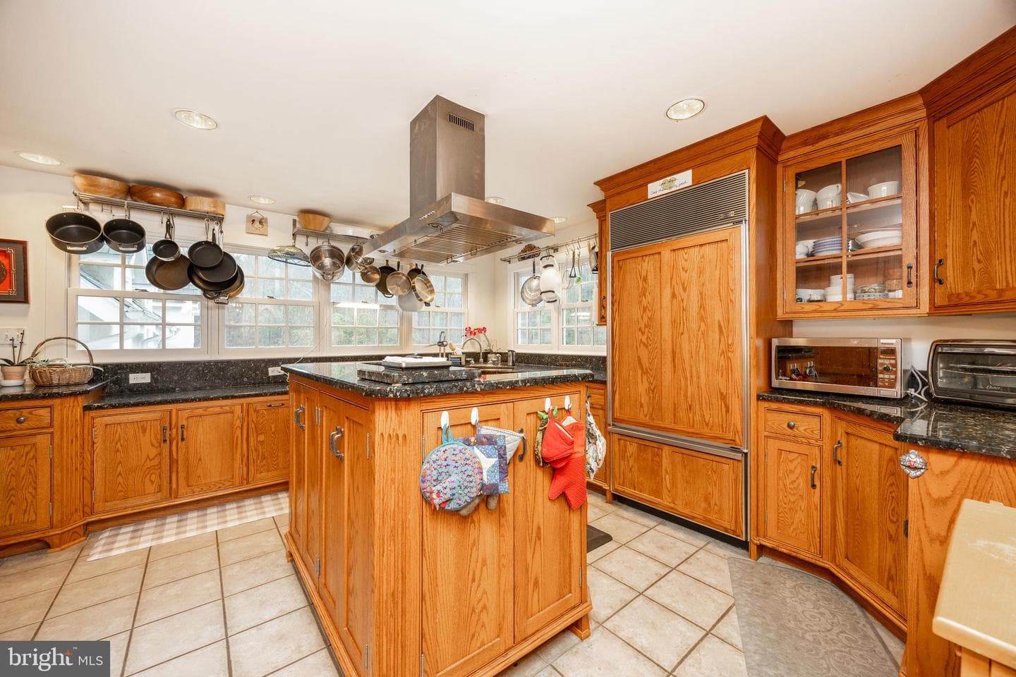 580 Reeds Road photo 40