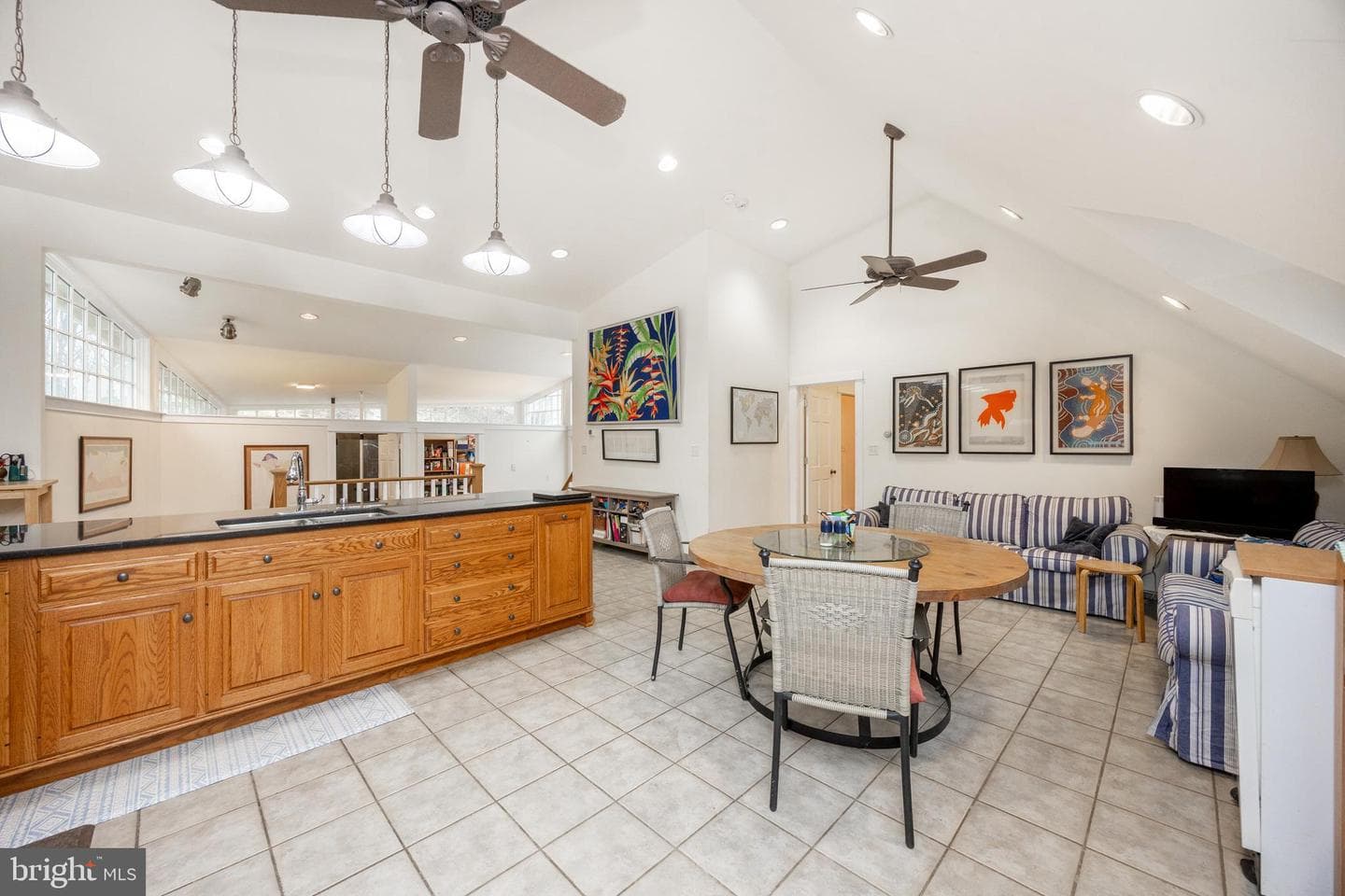 580 Reeds Road photo 53