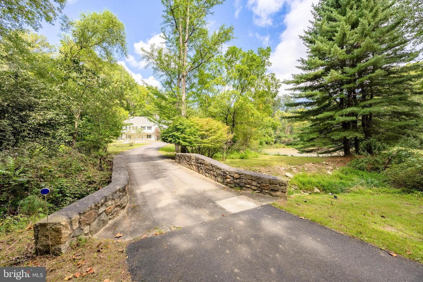 580 Reeds Road photo 81