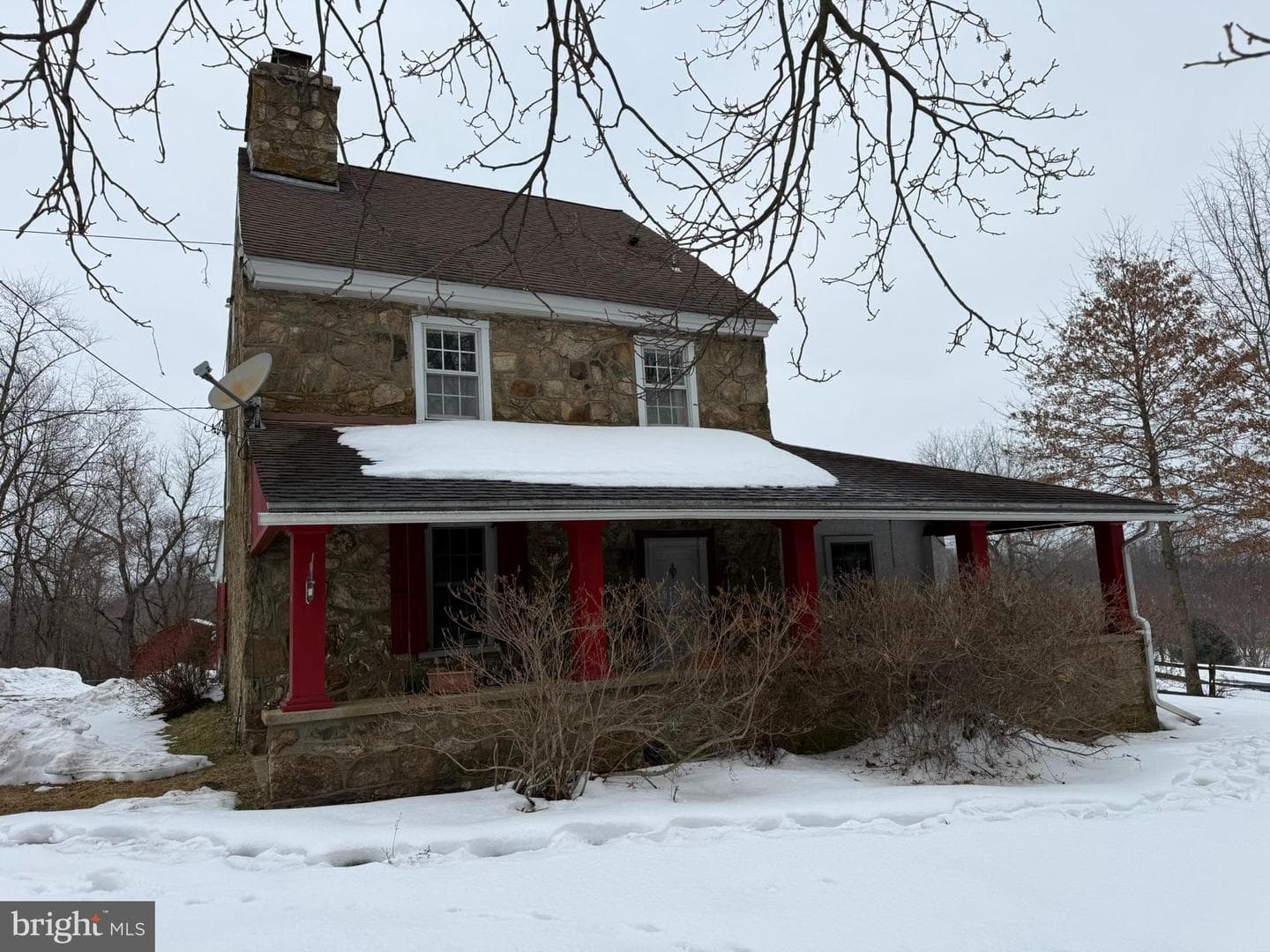 280 Mapleflower Road photo 2