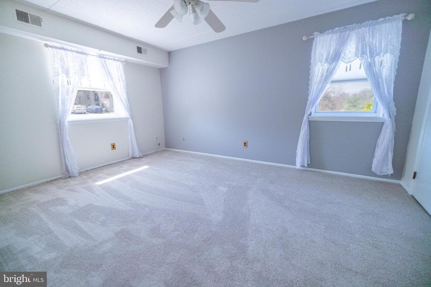 1516 Valley Drive #1516 photo 13